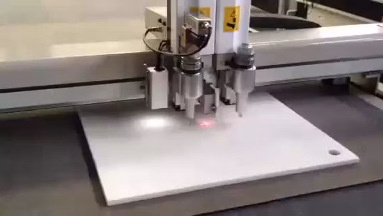 Taglierina digitale completamente automatica per imballaggi in cartone ondulato