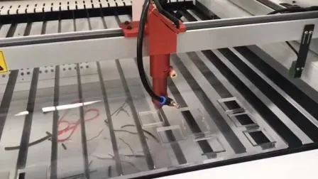Macchina per incisione a taglio laser CNC CO2 per incisore su legno acrilico